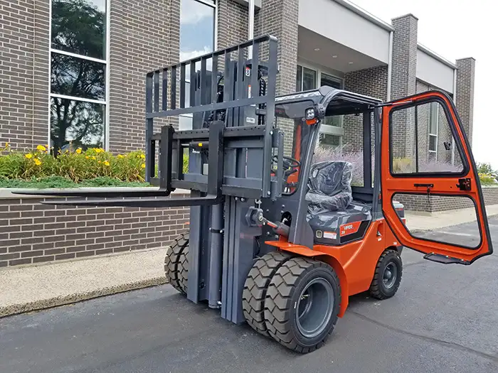 Viper Forklift with enclosed cab